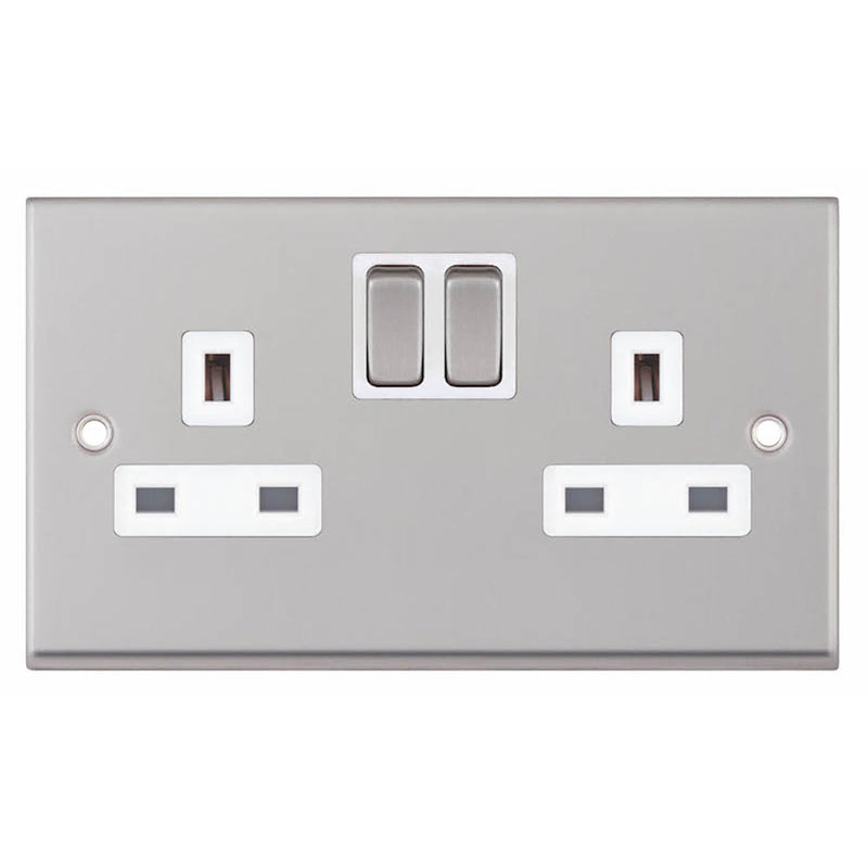 2 Gang 13 Amp Socket SP – Switched White