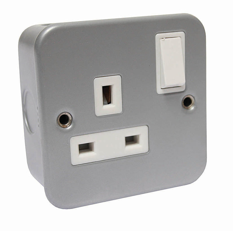 Excel 13A Switched 1 Gang Single Socket - White