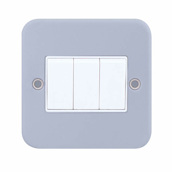 QA Metal Clad 2 Way Switch - 3 Gang